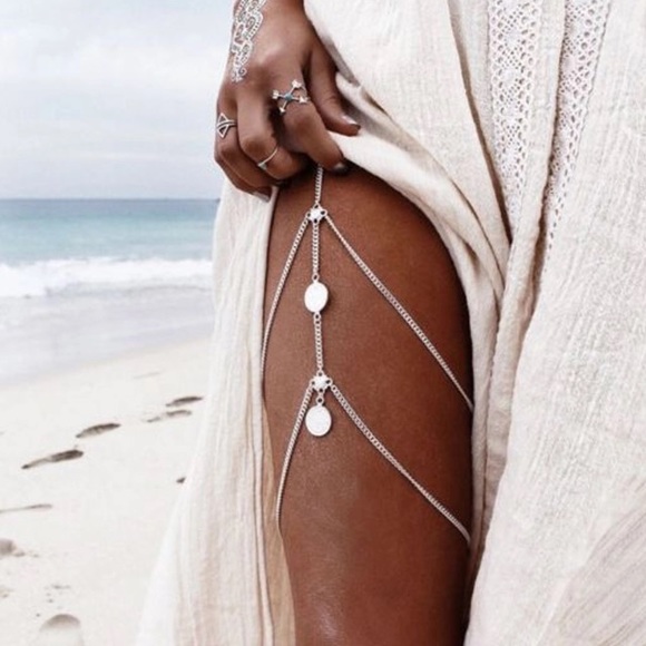 Jewelry - 🔥SALEIsland BABE Silver thigh chain jewelry! 🆕💸